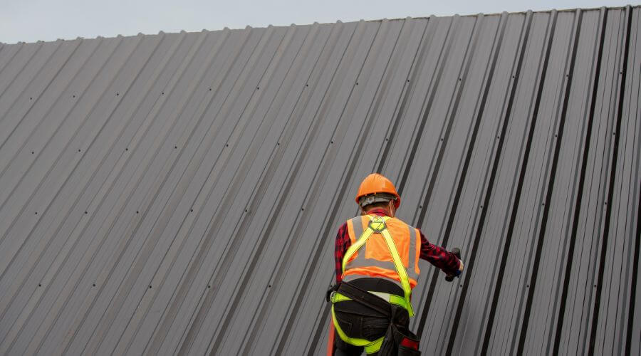 Expert Emergency Roof Repairs services in Mayville, MI